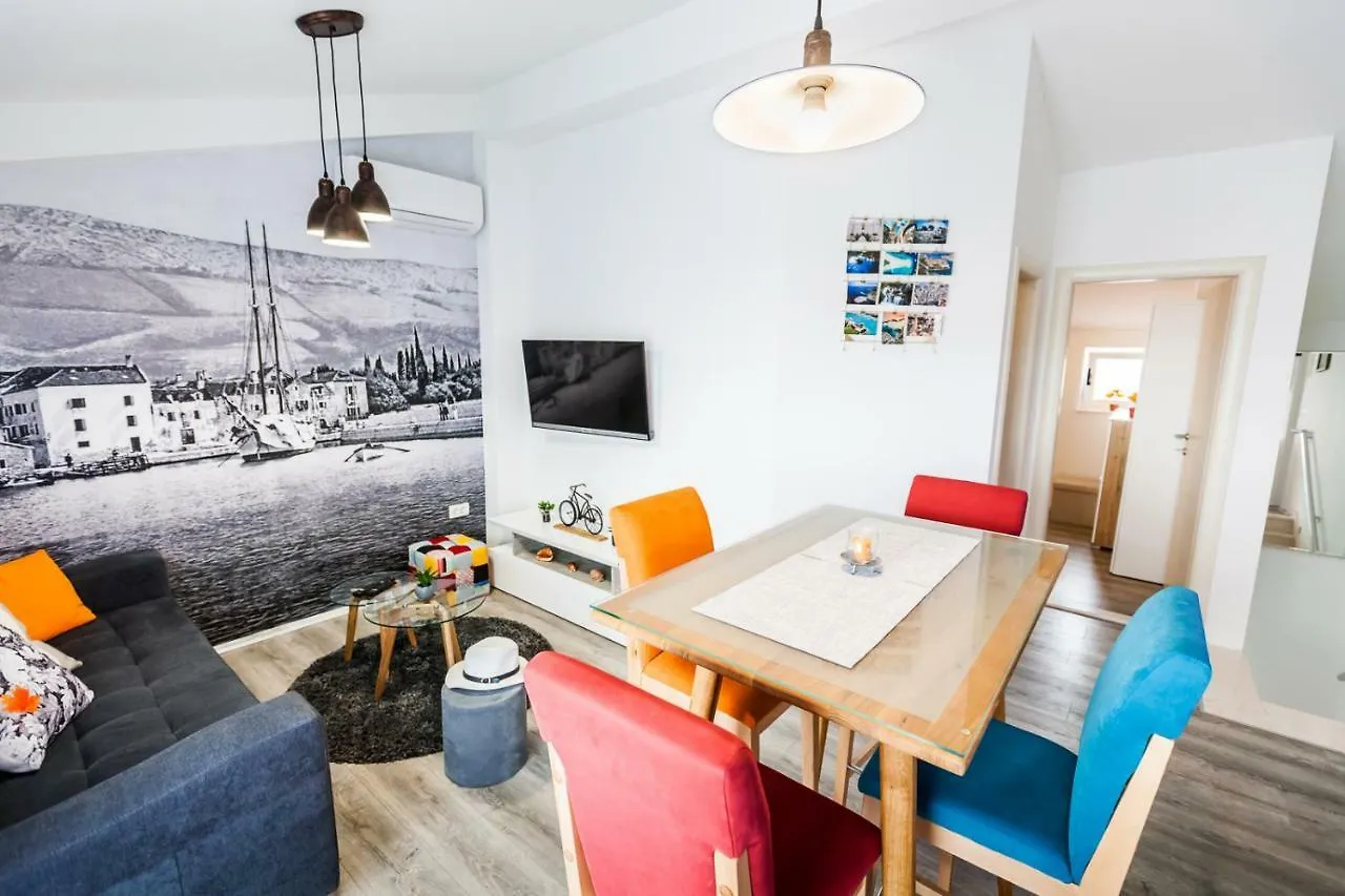 Apartments Mb Kastela