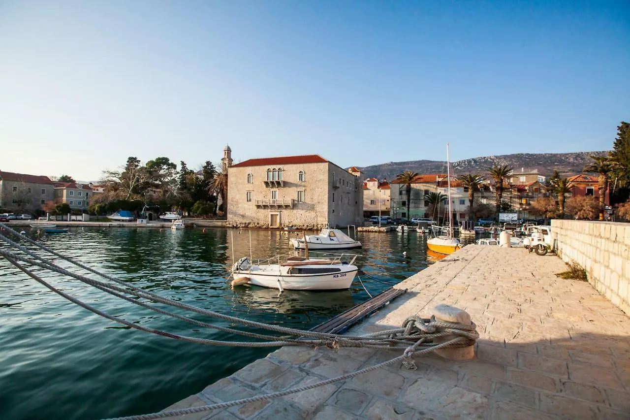 Apartments Mb Kastela